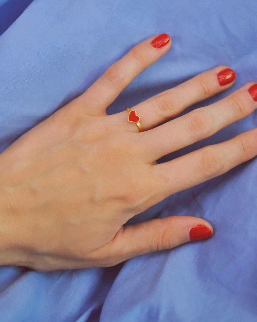 LITTLE LOVE, ring