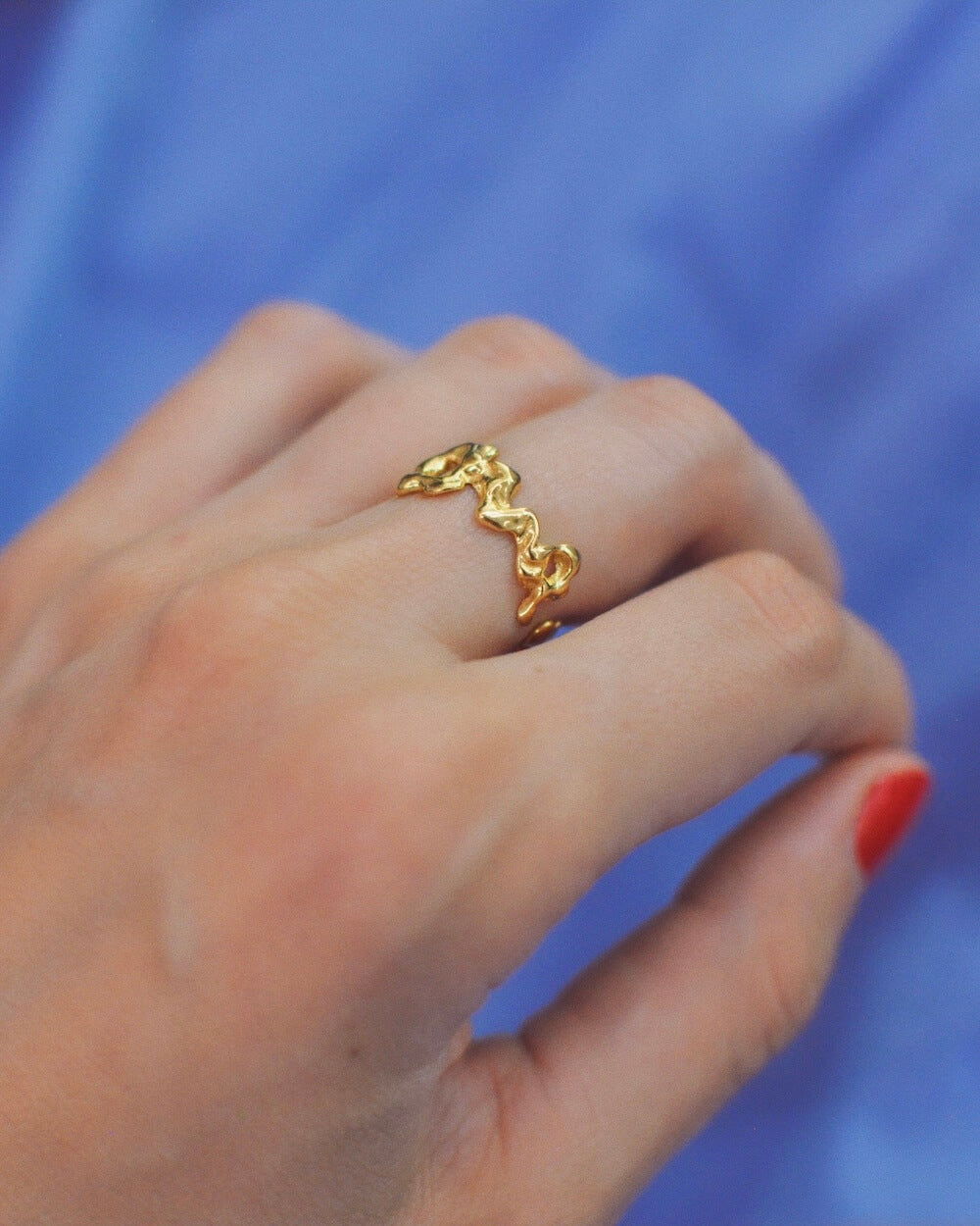 LIQUID, ring