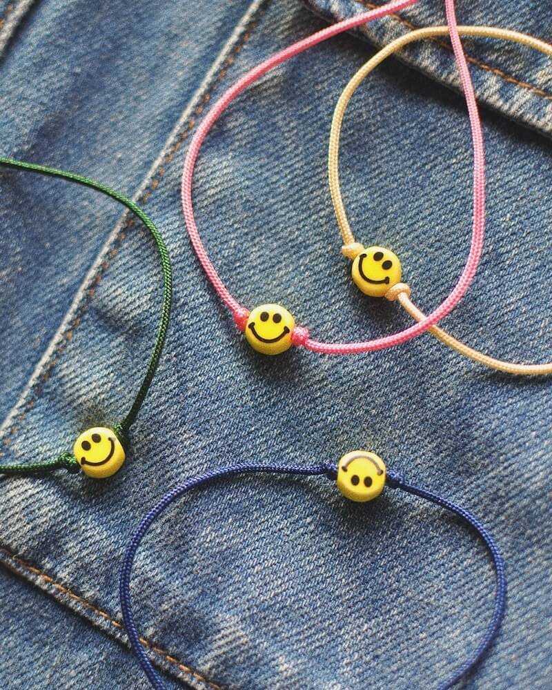 Smiley armbånd, creme