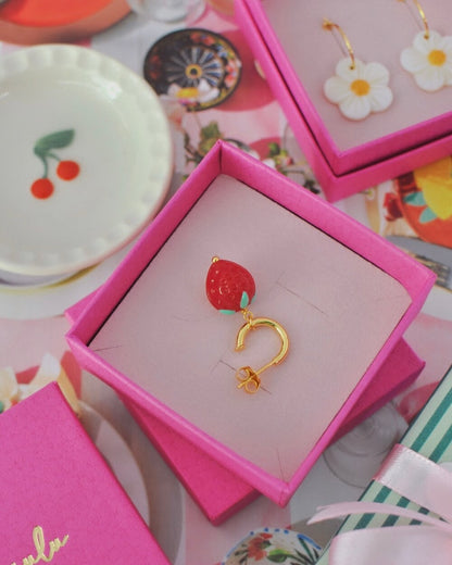 STRAWBERRY, hoop